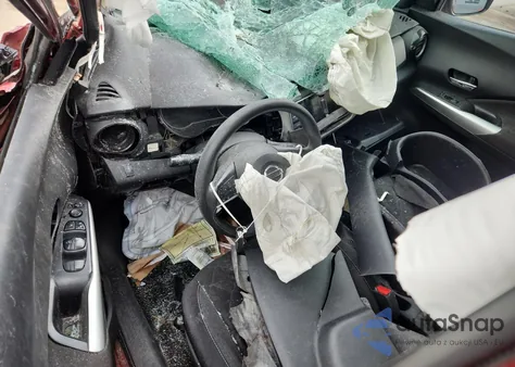 2019 Nissan Kicks S из США, поврежденный, VIN 3N1CP5CU4KL514902